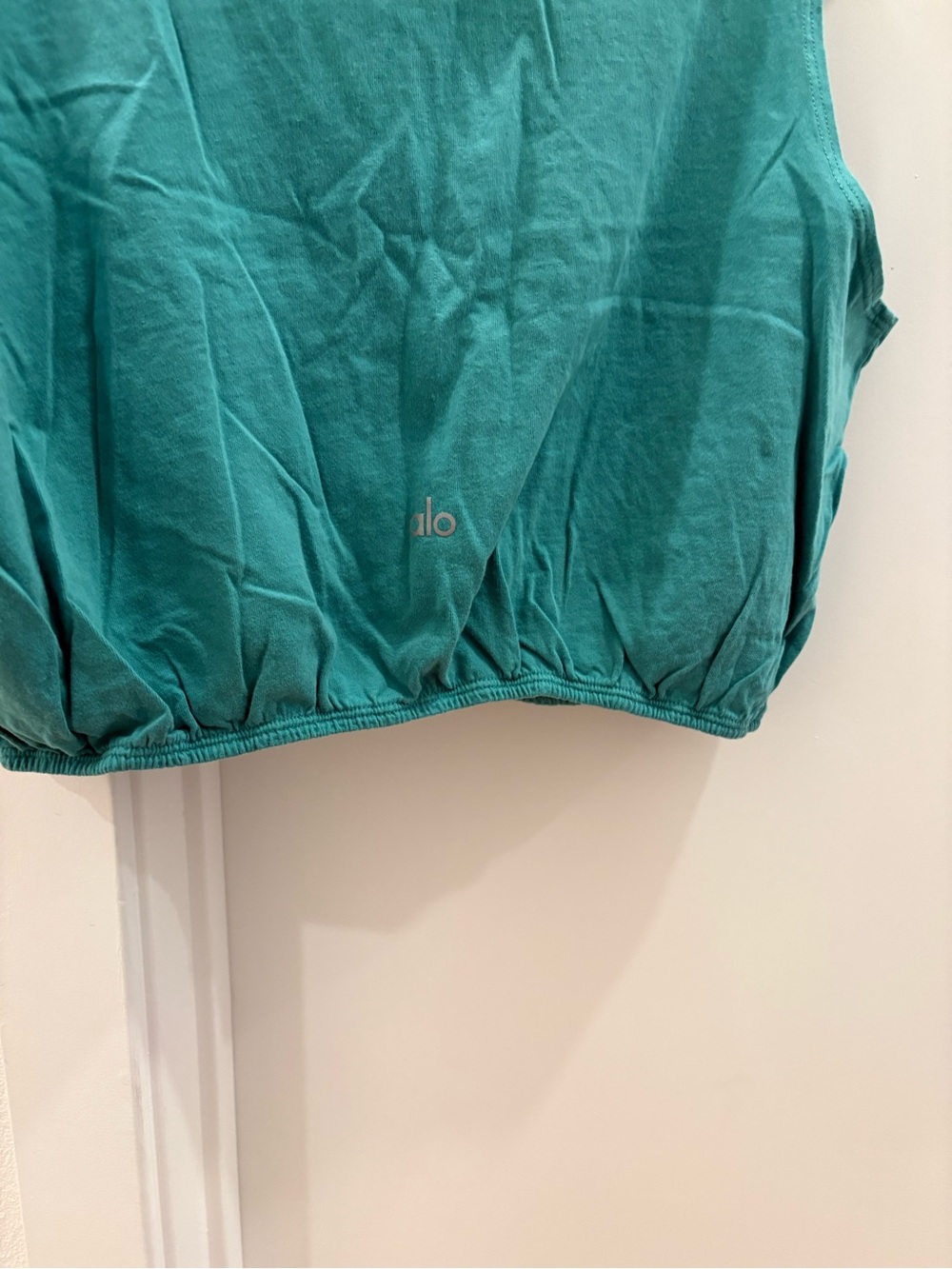 alo yoga cool breeze tank *Read* - Picture 9 of 10